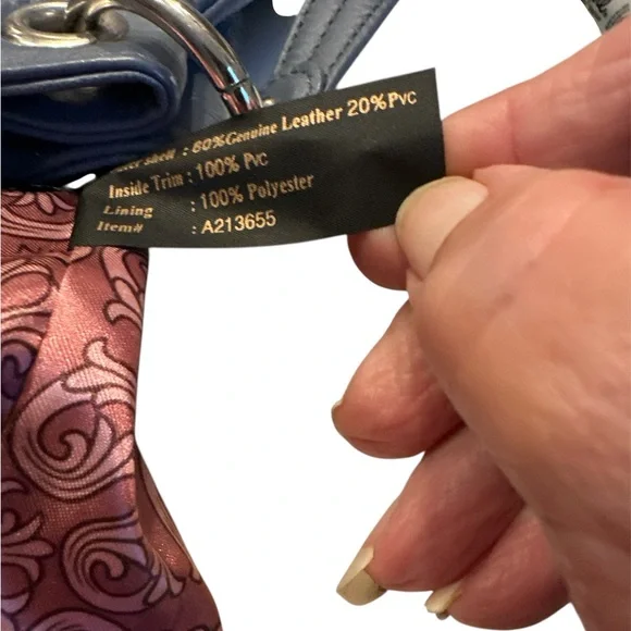 Stone Mountain Elegant periwinkle Blue Leather Shoulder Bag - Picture 6 of 6